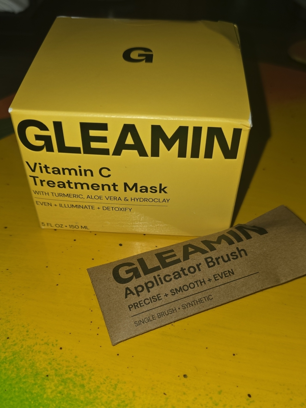 Vitamin C Treatment Mask — Yellow 5 Fl Oz /150 Ml W/ Brush